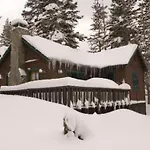 Tamarack Lodge
