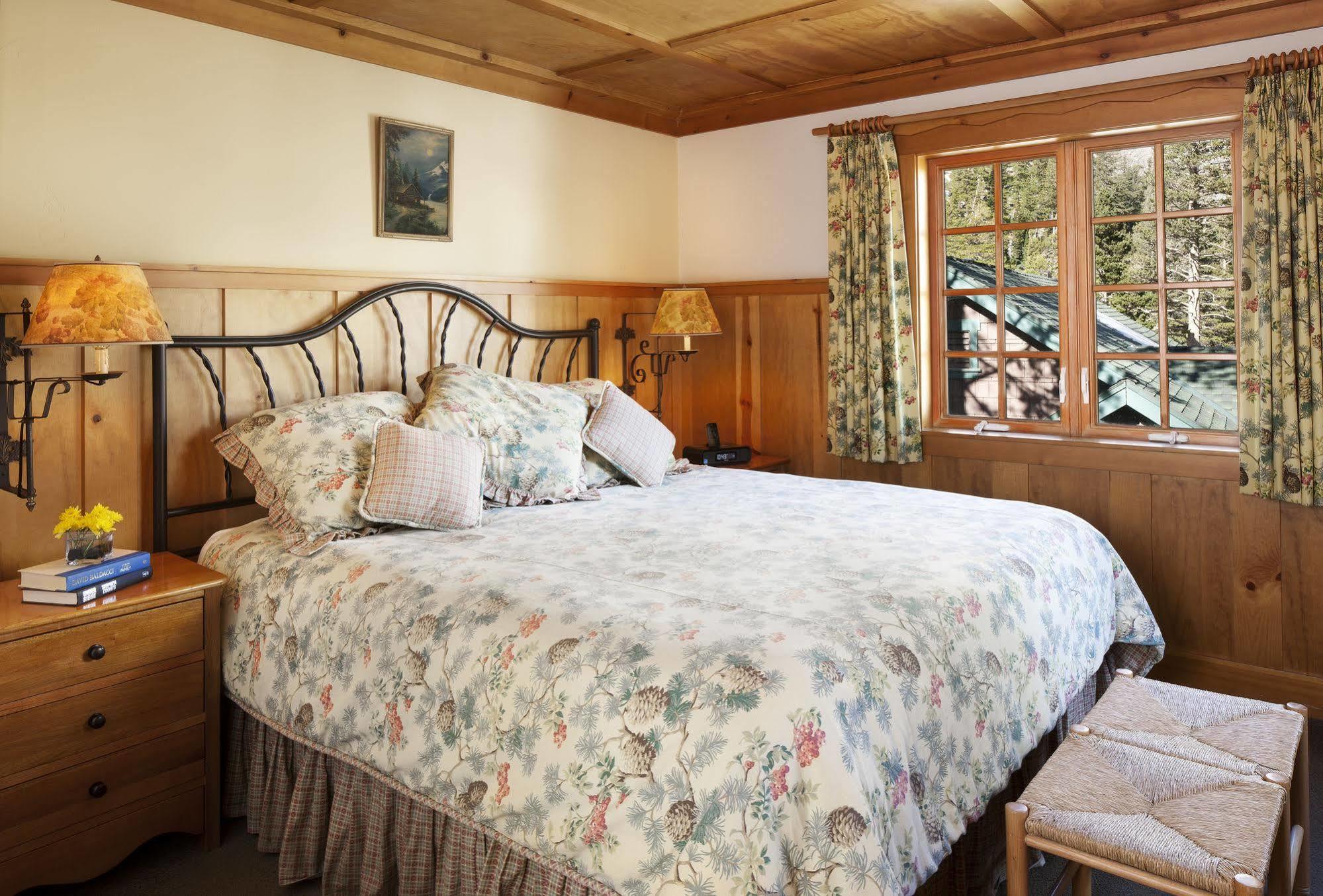 Tamarack 3* Mammoth Lakes